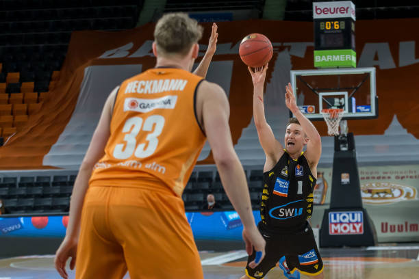 徐新通过努 徐新通过努